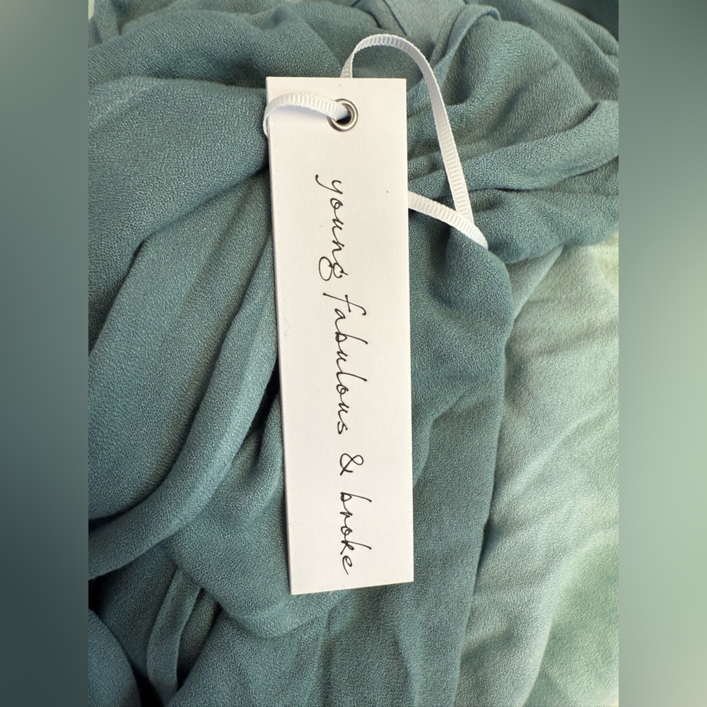 NWT Young Fabulous Broke Carmen Ocean Bay Ombré Wrap Tie Oversized shrug Size M - Picture 5 of 8